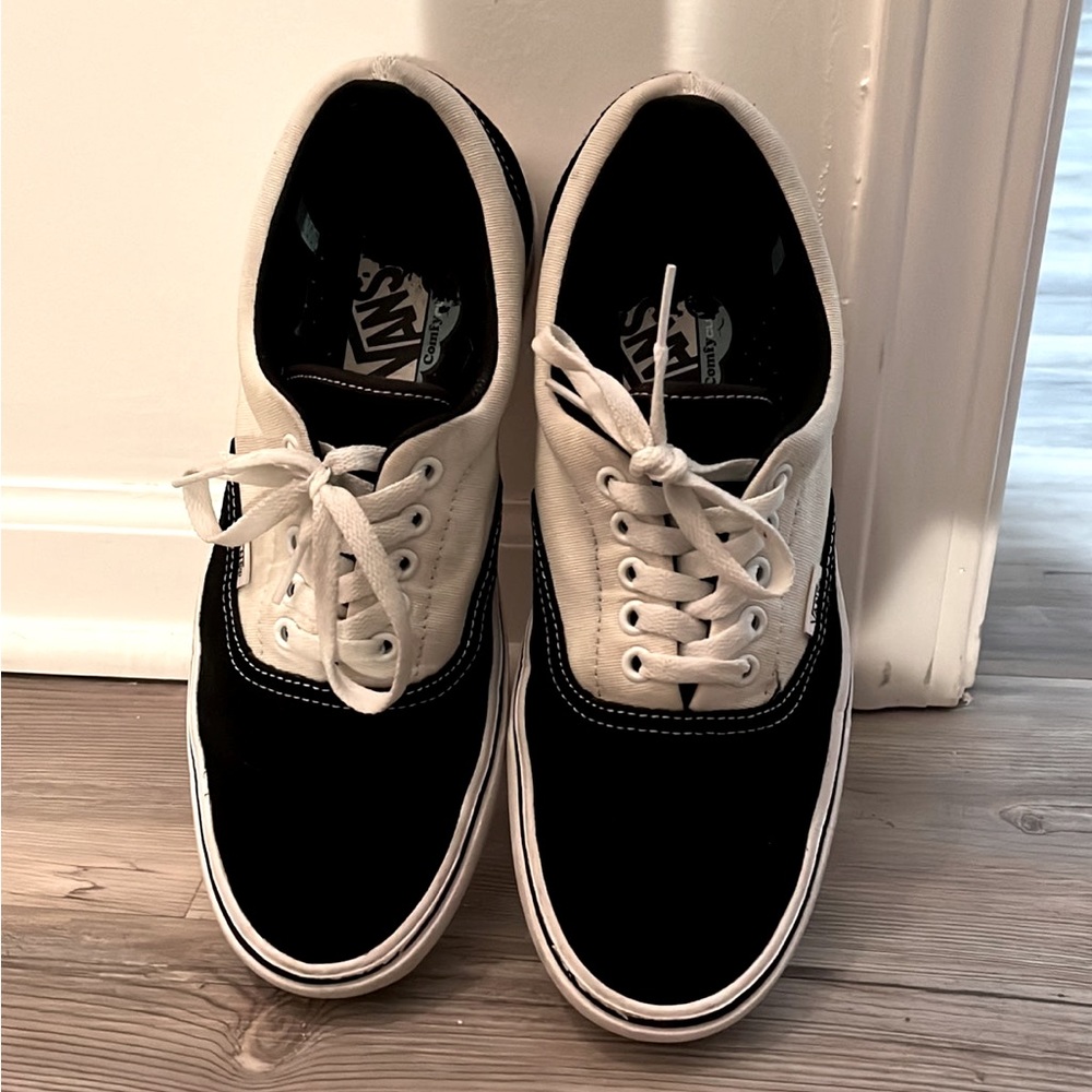 Vans Comfycush Era Black/Marshmallow Sneakers
